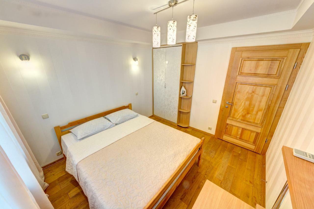 Apartments Near The Shopping Center Gulliver Киев Экстерьер фото